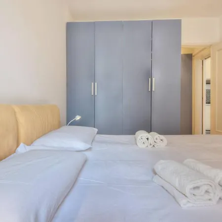 Apartment Genova, Centro Storico, Acquario,